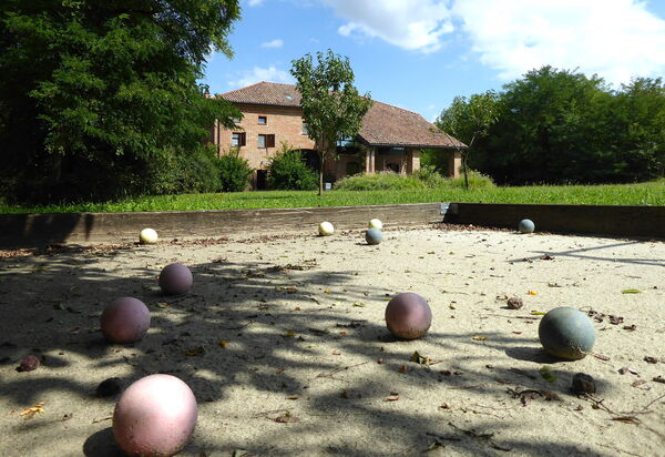 Villa Poggio Zucchino, Pool, Wellness, Piacenza: Autumn, Garden, Spring, Summer
