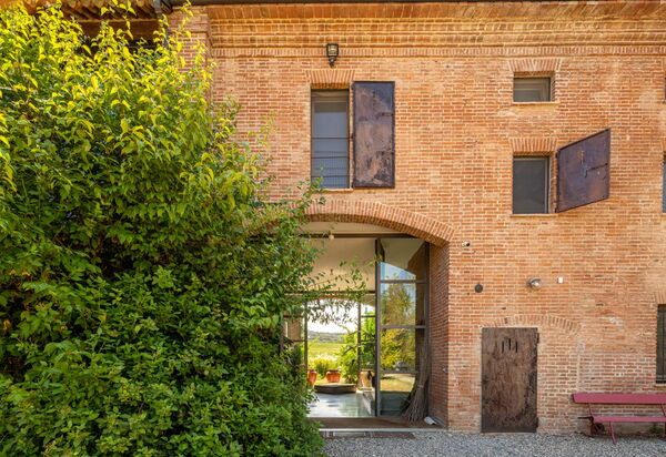 Villa Poggio Zucchino, Pool, Wellness, Piacenza: Autumn, Main Entrance, Spring, Summer