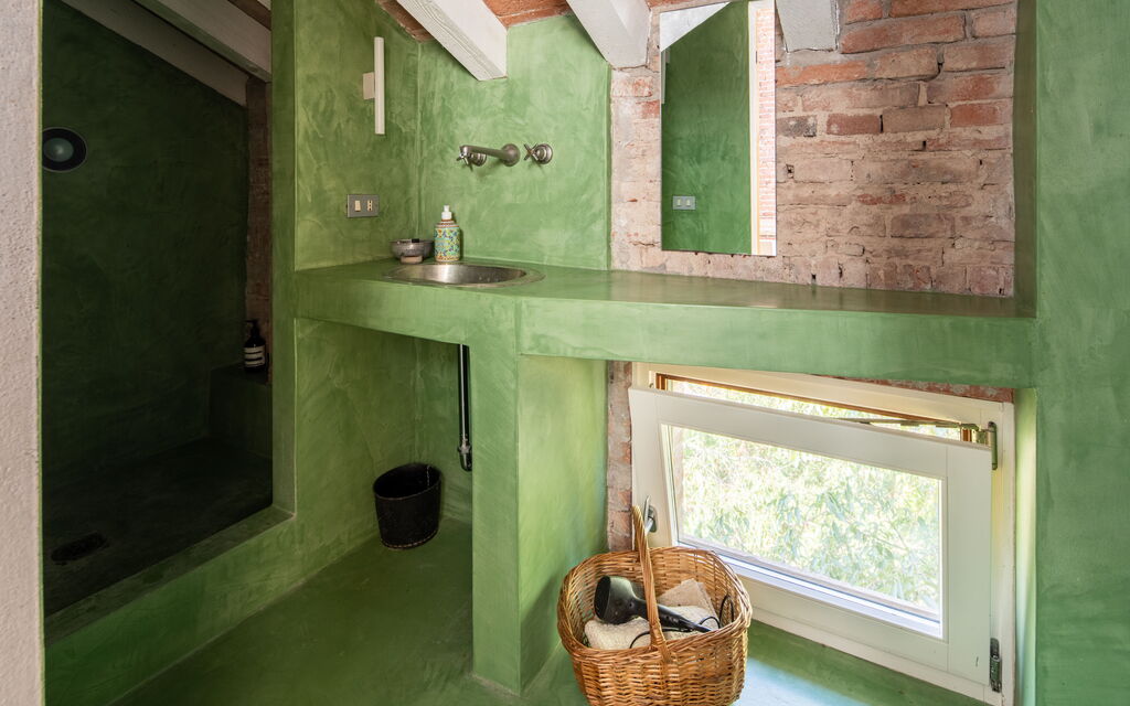 Villa Poggio Zucchino, Pool, Wellness, Piacenza: Autunno, Bagno, Estate, Primavera