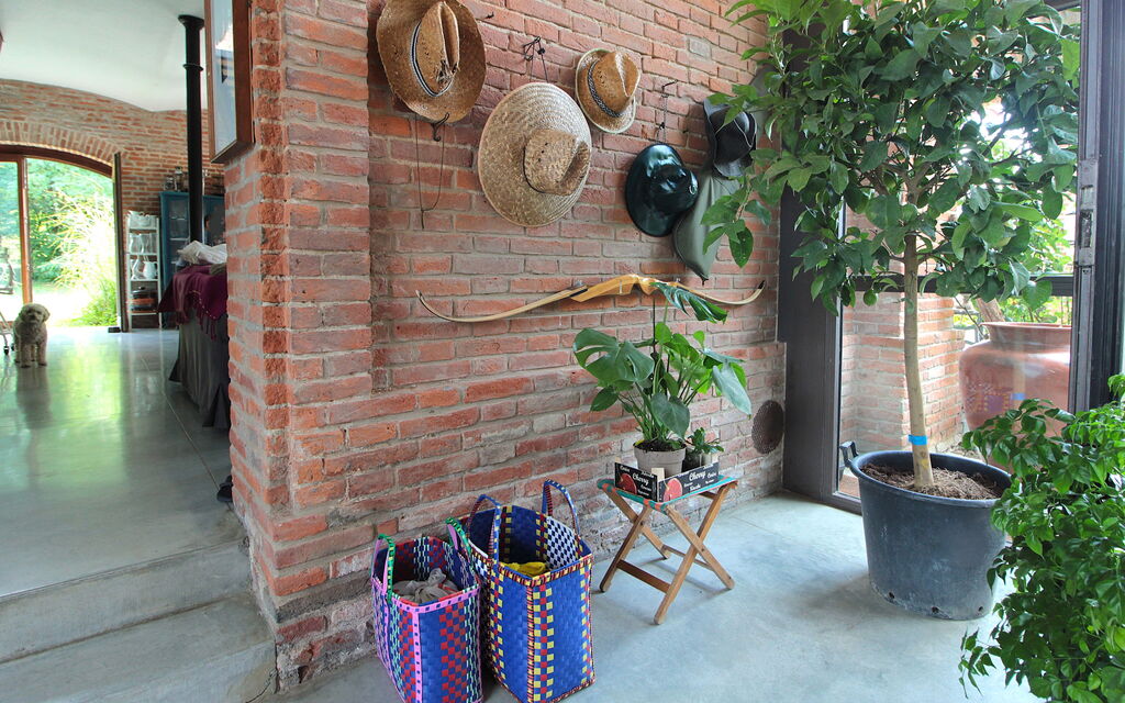 Villa Poggio Zucchino, Pool, Wellness, Piacenza: Autumn, Spring, Summer