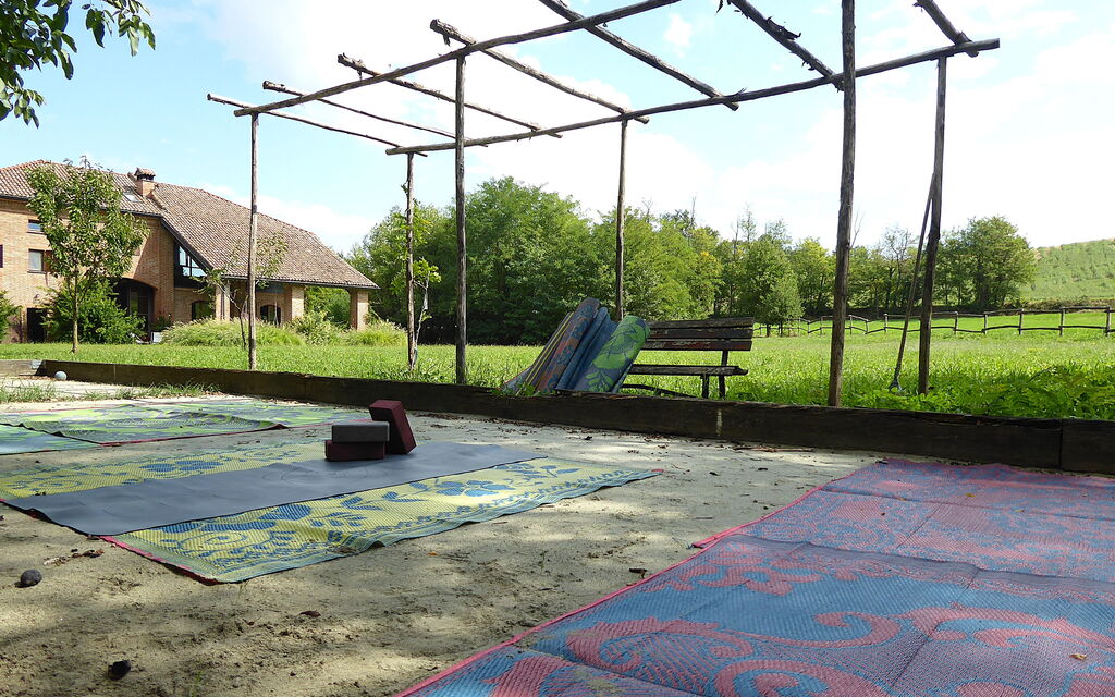 Villa Poggio Zucchino, Pool, Wellness, Piacenza: Autumn, Garden, Spring, Summer