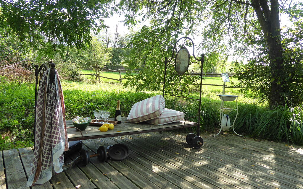 Villa Poggio Zucchino, Pool, Wellness, Piacenza: Autumn, Garden, Spring, Summer