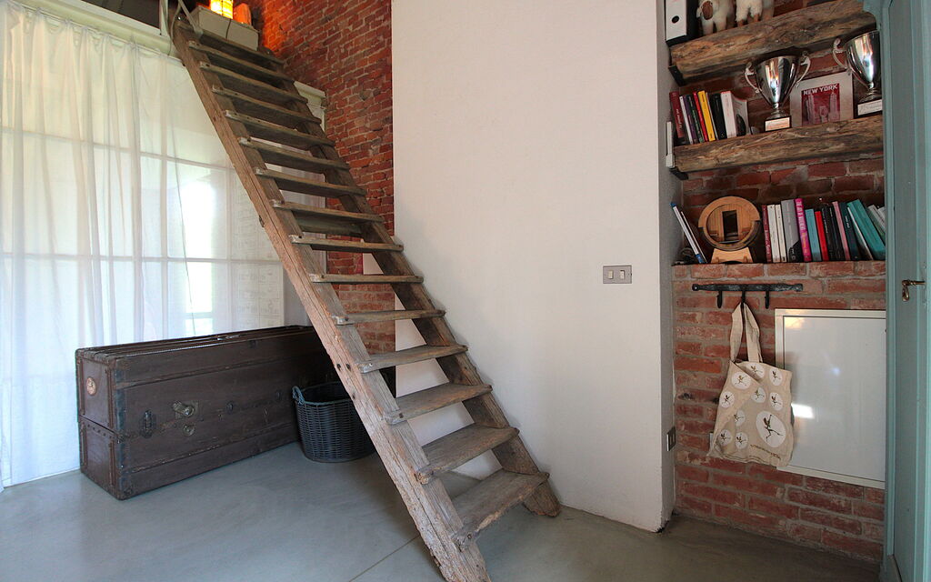 Villa Poggio Zucchino, Pool, Wellness, Piacenza: Autumn, Spring, Summer