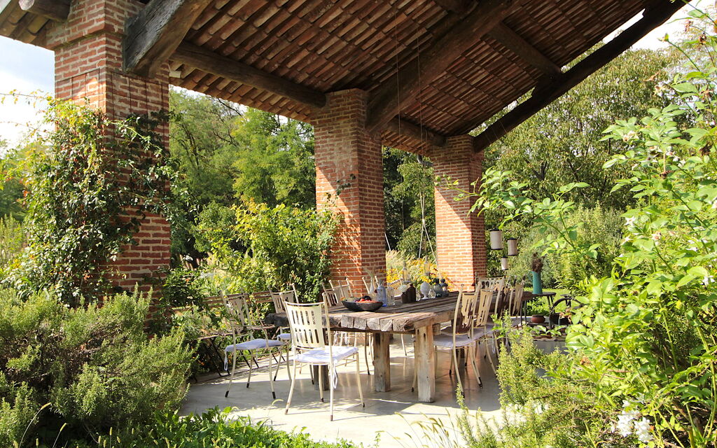 Villa Poggio Zucchino, Pool, Wellness, Piacenza: Autumn, Garden, Spring, Summer