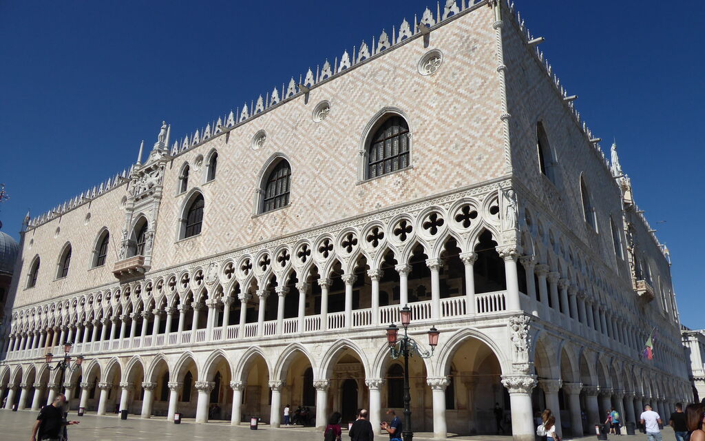 Chalet Fagarè, Pool, Sauna, Prosecco Hills: Activities, Autumn, Outdoor, Spring, Summer