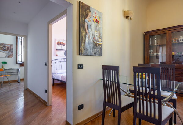 Cuore Di Firenze Apartment: Autumn, Dining Room, Spring, Summer