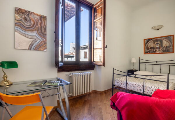 Cuore Di Firenze Apartment: Autumn, Bedroom, Spring, Summer