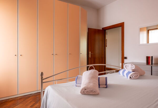 Casa Lory, Monteriggioni, Siena: Autumn, Bedroom, Spring, Summer