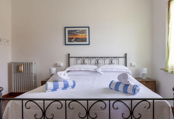 Casa Lory, Monteriggioni, Siena: Autumn, Bedroom, Spring, Summer
