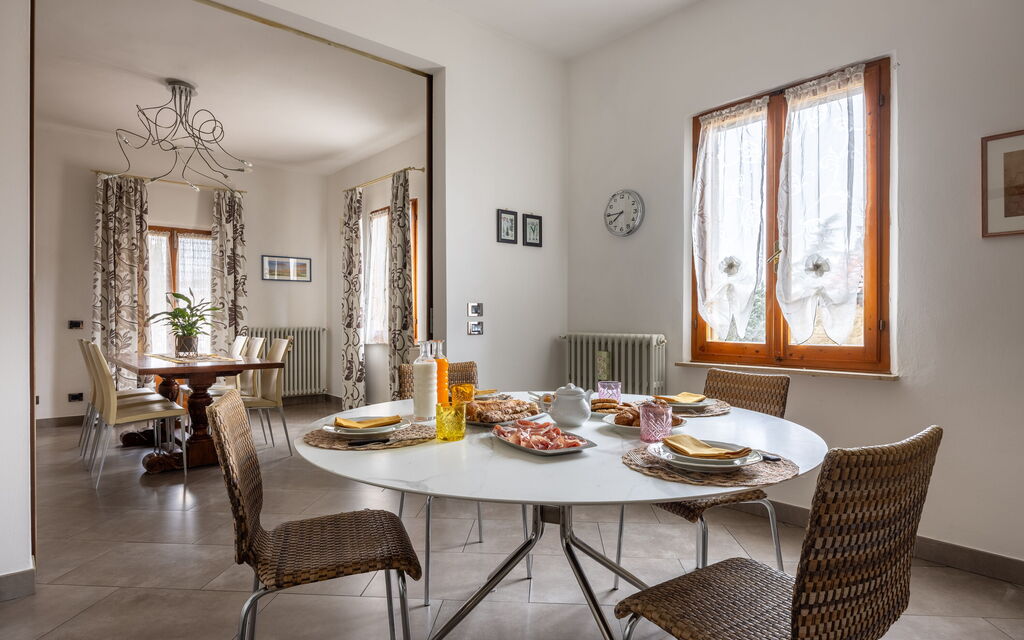 Casa Lory, Monteriggioni, Siena: Autunno, Estate, Primavera, Sala da pranzo