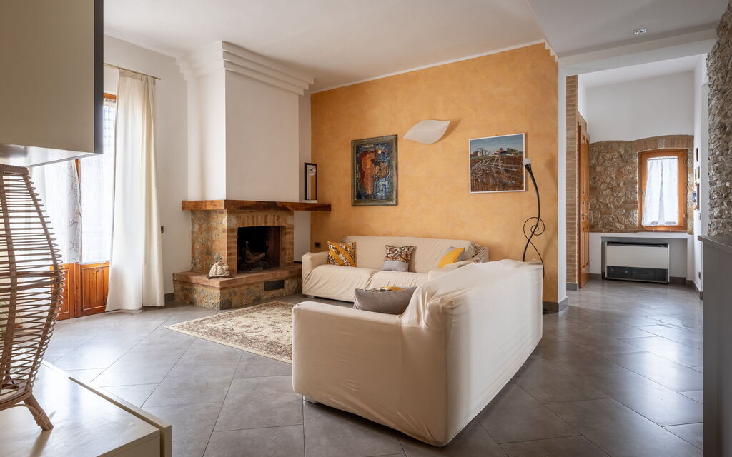 Casa Lory, Monteriggioni, Siena: Autunno, Estate, Primavera, Soggiorno