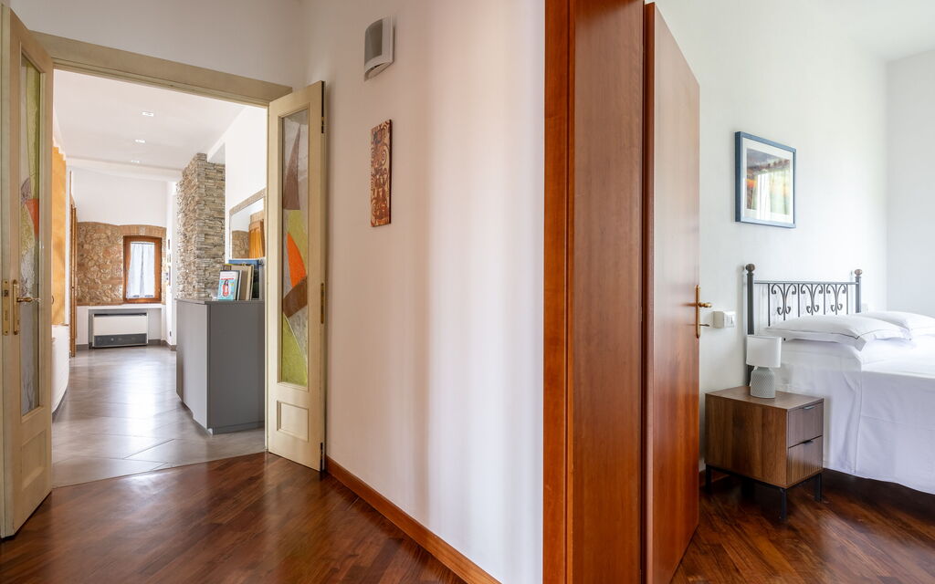 Casa Lory, Monteriggioni, Siena: Autunno, Dettagli della stanza, Estate, Primavera