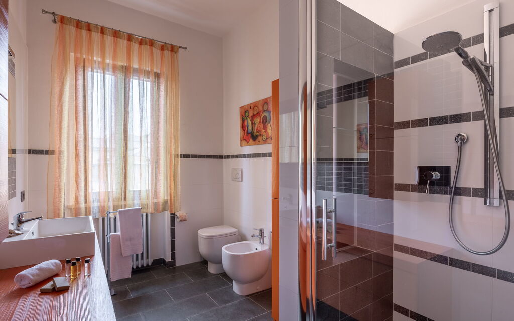 Casa Lory, Monteriggioni, Siena: Autunno, Bagno, Estate, Primavera