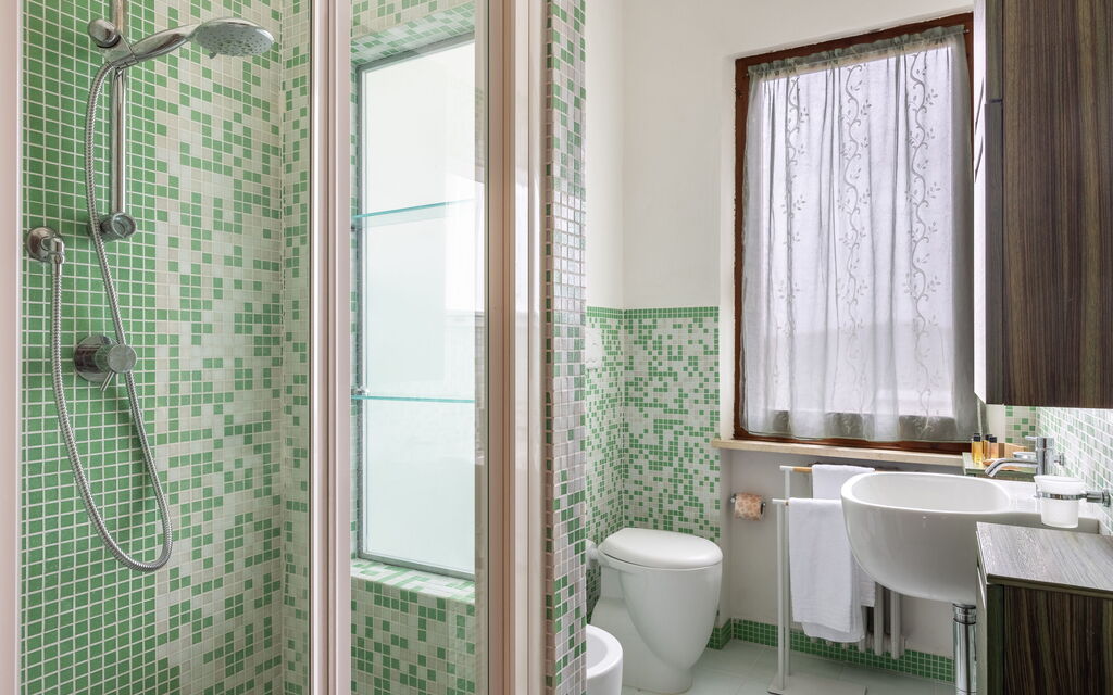 Casa Lory, Monteriggioni, Siena: Autunno, Bagno, Estate, Primavera