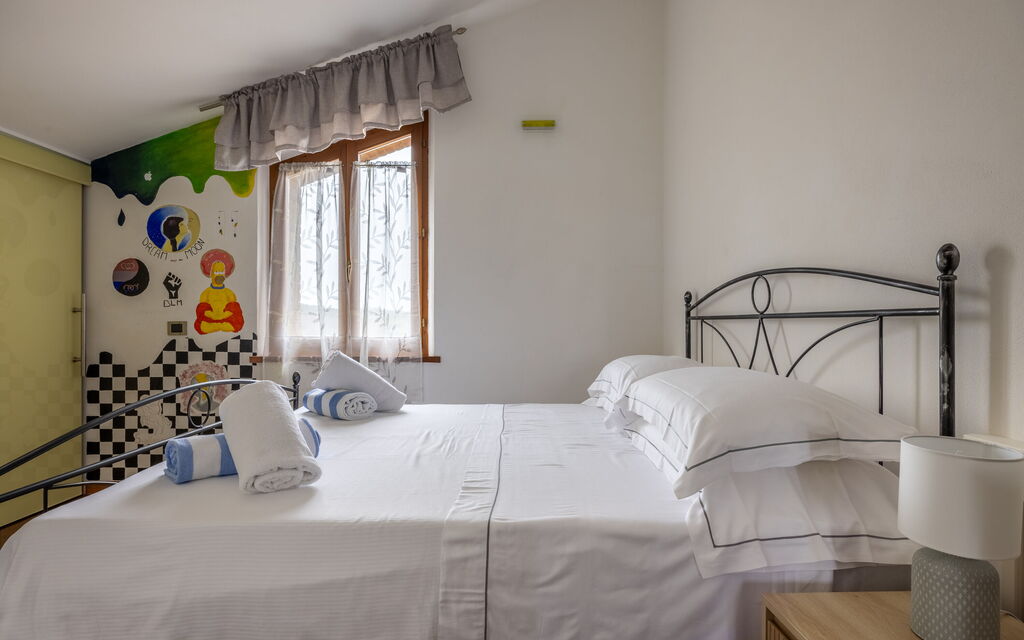 Casa Lory, Monteriggioni, Siena: Autunno, Camera da letto, Estate, Primavera