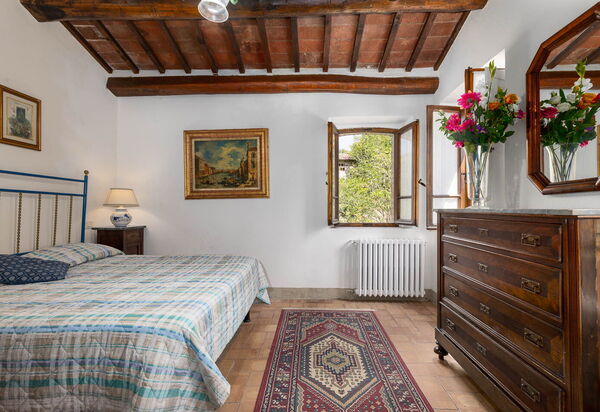 Mulino di Carpineto with Pool Gaiole in Chianti: Autumn, Bedroom, Spring, Summer