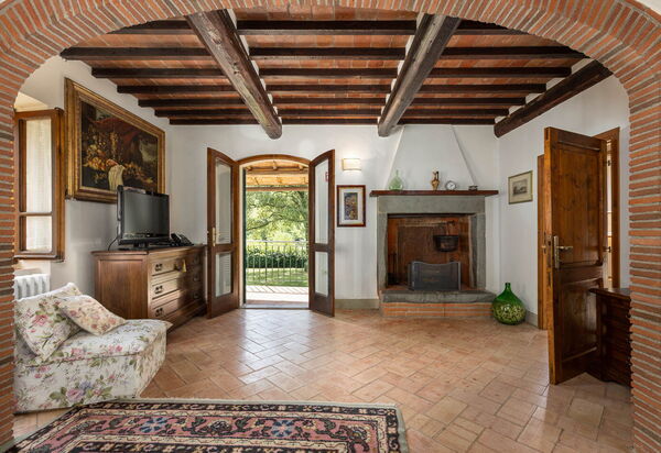 Mulino di Carpineto with Pool Gaiole in Chianti: Autumn, Living Room, Spring, Summer