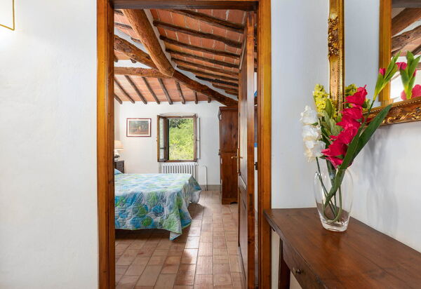 Mulino di Carpineto with Pool Gaiole in Chianti: Autumn, Bedroom, Spring, Summer
