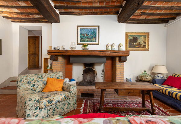 Mulino di Carpineto with Pool Gaiole in Chianti: Autumn, Living Room, Spring, Summer