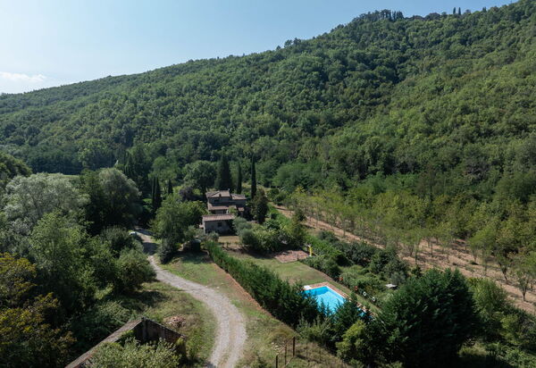 Mulino di Carpineto with Pool Gaiole in Chianti: Autumn, Scenic View, Spring, Summer