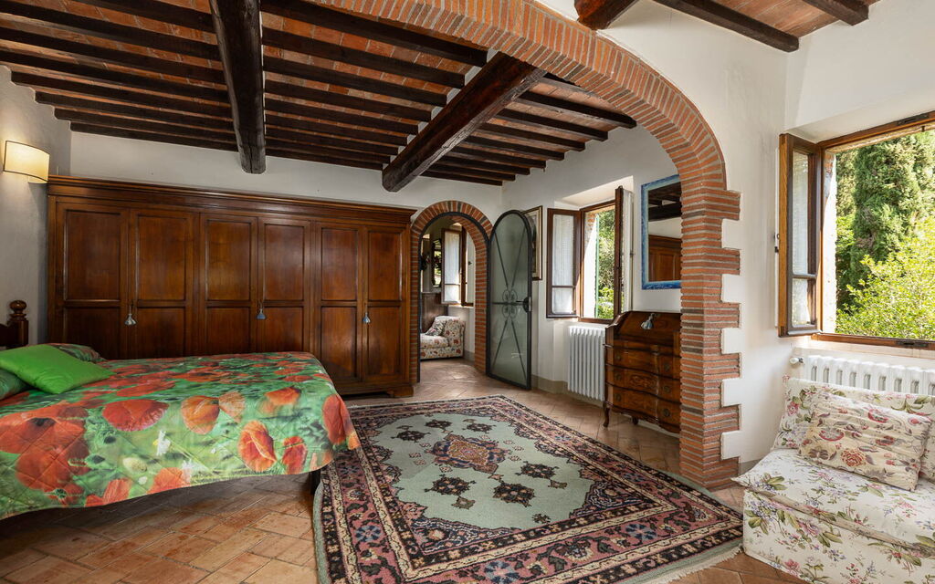 Mulino di Carpineto with Pool Gaiole in Chianti: Autumn, Bedroom, Spring, Summer