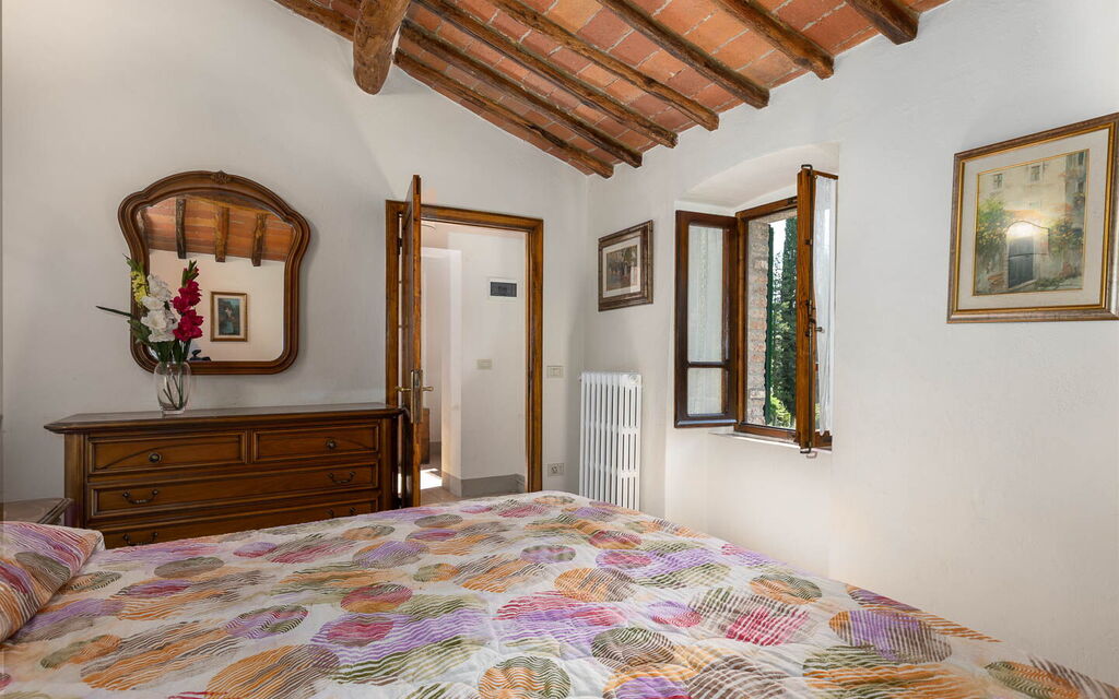 Mulino di Carpineto with Pool Gaiole in Chianti: Autumn, Bedroom, Spring, Summer