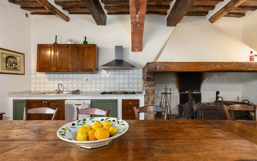 Mulino di Carpineto with Pool Gaiole in Chianti: Autumn, Kitchen, Spring, Summer