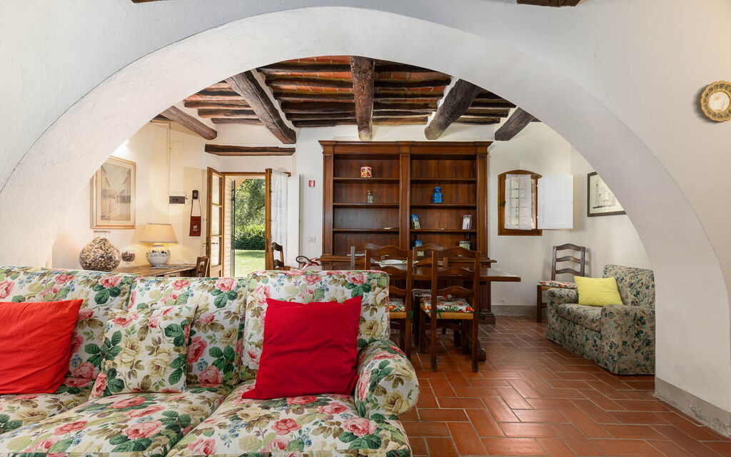 Mulino di Carpineto with Pool Gaiole in Chianti: Autumn, Living Room, Spring, Summer