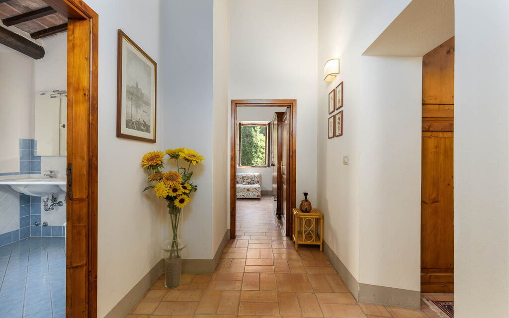 Mulino di Carpineto with Pool Gaiole in Chianti: Autumn, Bathroom, Spring, Summer