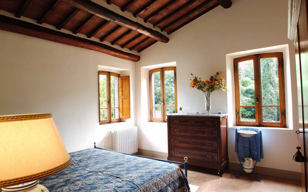 Fattoria Gaiole in Chianti: Autumn, Bedroom, Spring, Summer