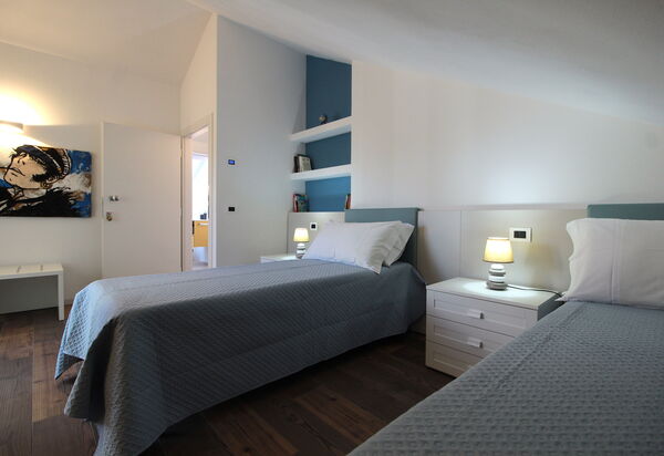 House Martina: Autumn, Bedroom, Spring, Summer