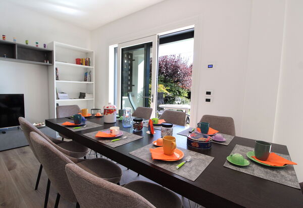 House Martina: Autumn, Dining Room, Spring, Summer