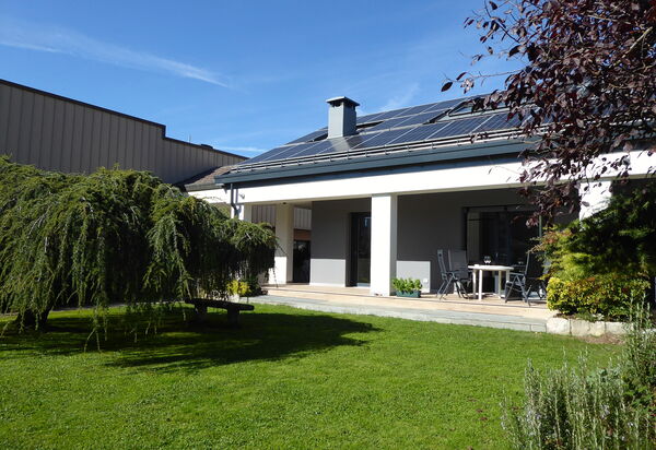 House Martina: Autumn, Garden, Spring, Summer