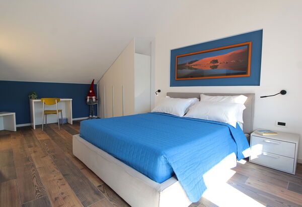 House Martina: Autumn, Bedroom, Spring, Summer