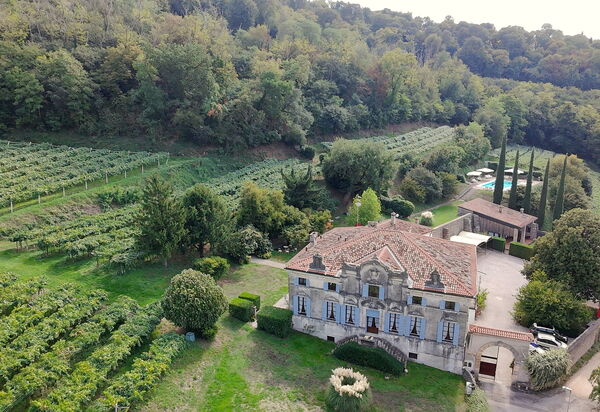 Calicantus, Verona, Pool, Wifi: Autunno, Estate, Piscina, Primavera