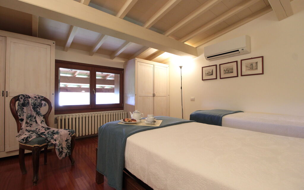 Calicantus, Verona, Pool, Wifi: Autunno, Camera da letto, Estate, Primavera