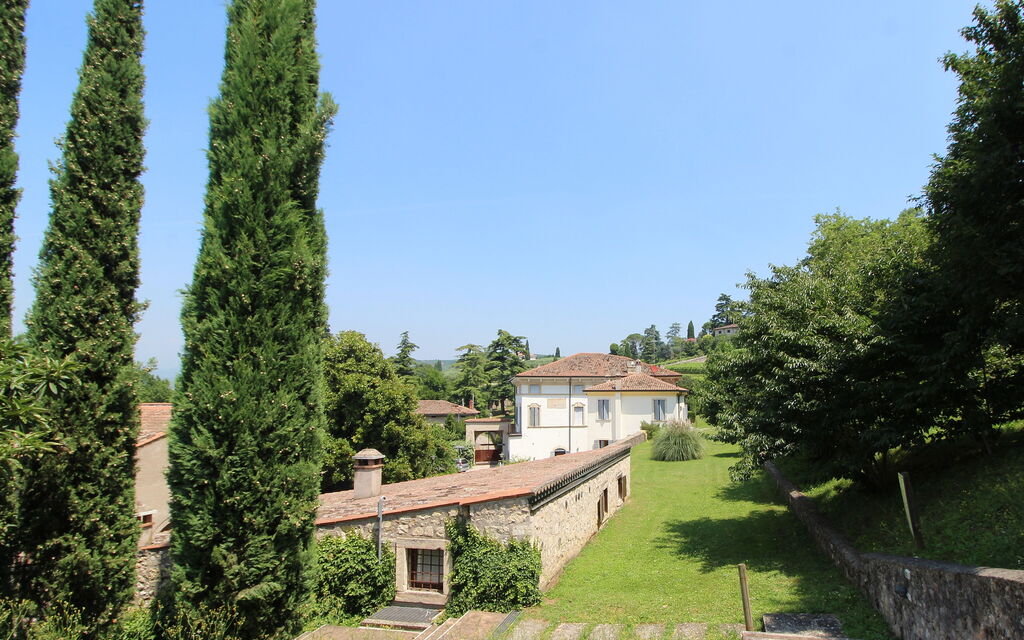 Calicantus, Verona, Pool, Wifi: Autunno, Estate, Giardino, Primavera