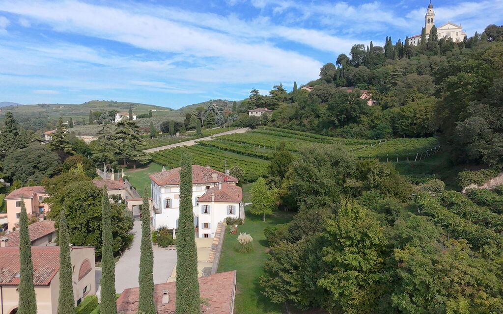 Calicantus, Verona, Pool, Wifi: Autumn, Scenic View, Spring, Summer