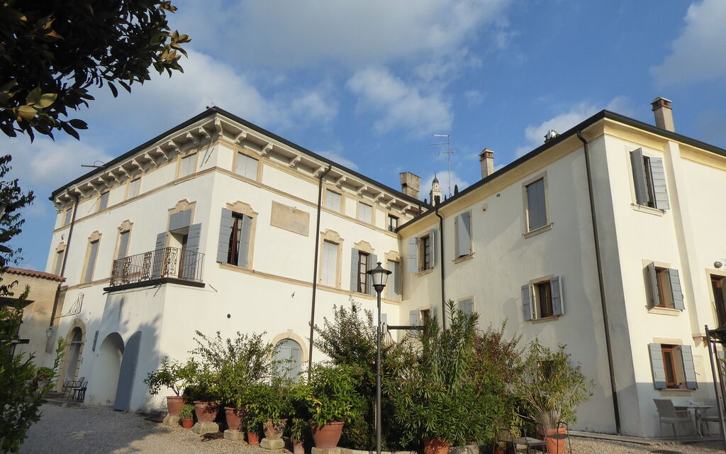 Calicantus, Verona, Pool, Wifi: Autunno, Entrata Principale, Estate, Primavera