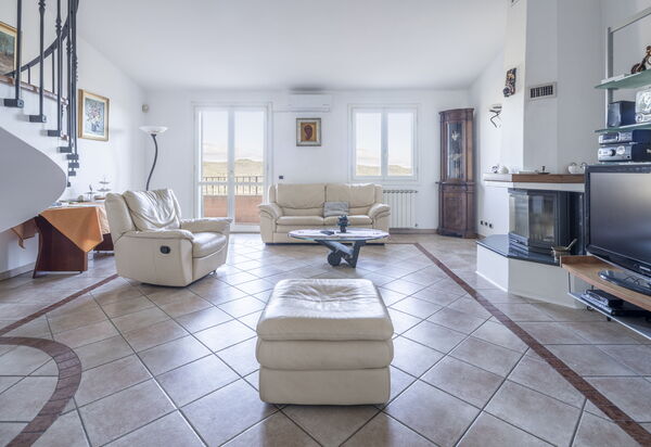 Villa Caroline, Private Pool and Seaview: Autumn, Living Room, Spring, Summer