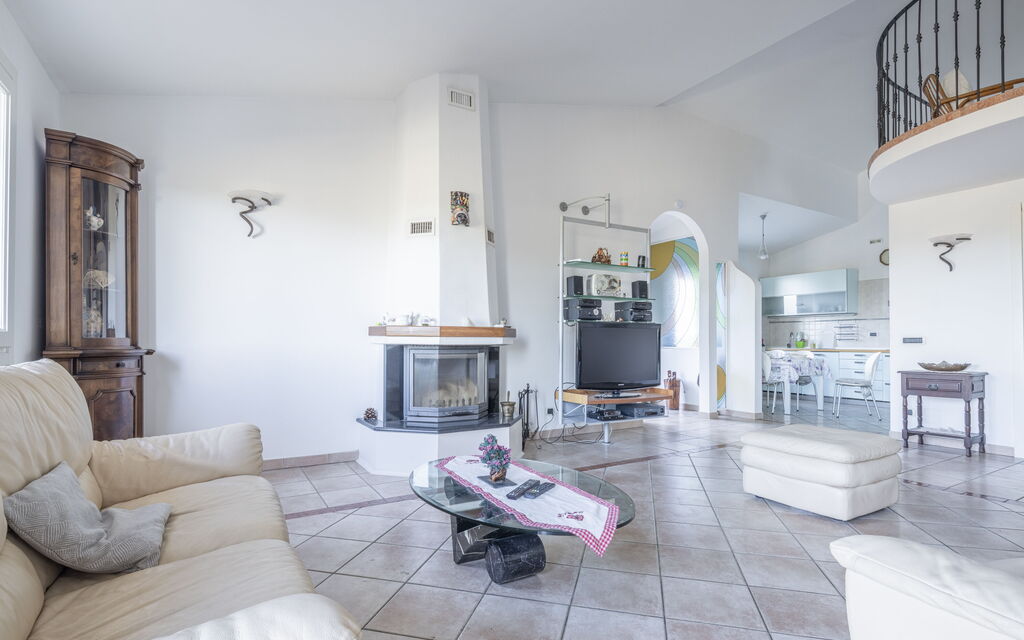 Villa Caroline, Private Pool and Seaview: Autumn, Living Room, Spring, Summer