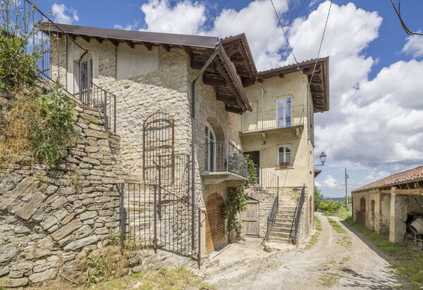 Arpusè - Ca' Fredo Apartment with Pool: Autunno, Estate, Esterni, Primavera