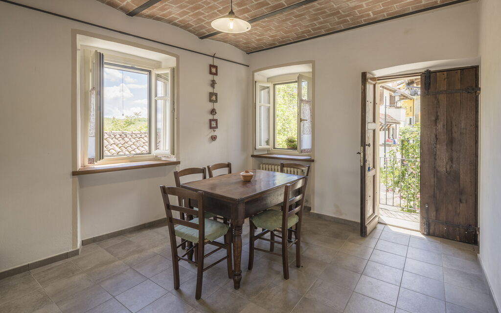 Arpusè - Ca' Fredo Apartment with Pool: Autumn, Kitchen, Spring, Summer