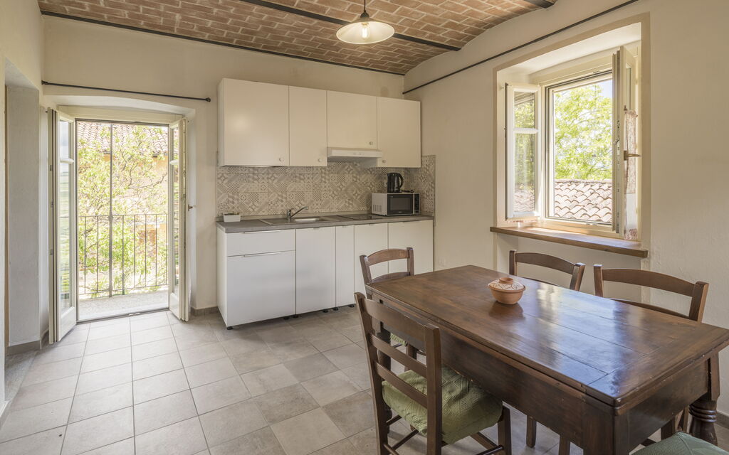 Arpusè - Ca' Fredo Apartment with Pool: Autumn, Kitchen, Spring, Summer