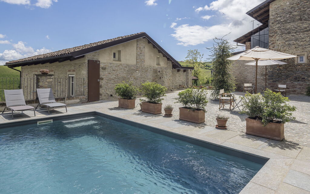 Arpusè - Ca' Fredo Apartment with Pool: Autumn, Pool, Spring, Summer