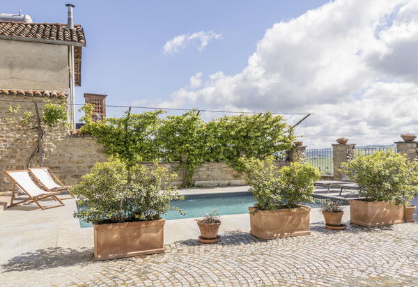 Arpusè - Ca' Renato Grane' Apartment with Pool: Autunno, Estate, Piscina, Primavera