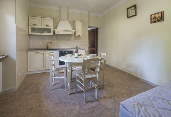 Arpusè - Ca' Renato Grane' Apartment with Pool: Autunno, Estate, Primavera