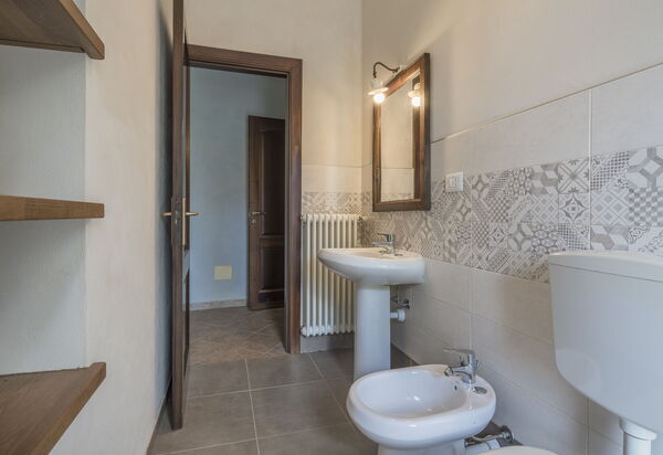 Arpusè - Ca' Renato Grane' Apartment with Pool: Autunno, Bagno, Estate, Primavera