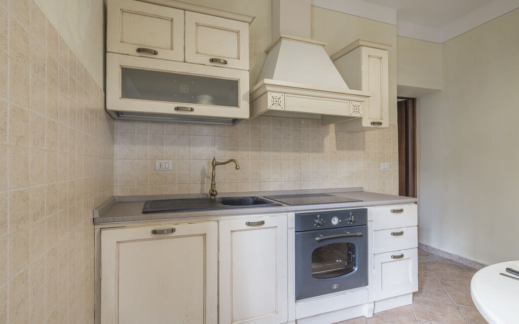 Arpusè - Ca' Renato Grane' Apartment with Pool: Autumn, Kitchen, Spring, Summer