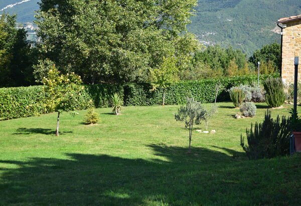Villa Nasca Countryside and Pool: Autunno, Estate, Giardino